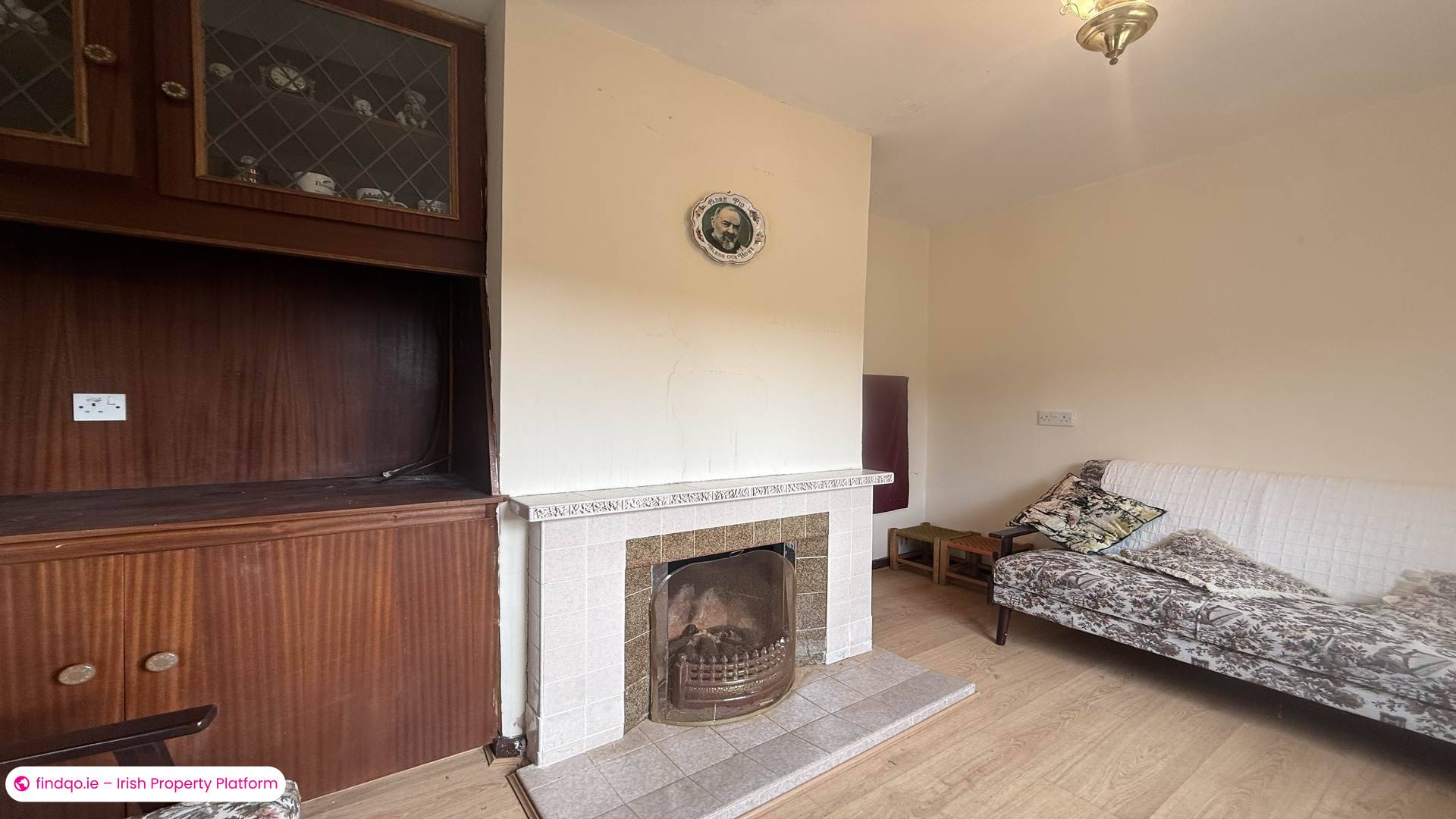 Detached house for Sale in Lettermacaward, Donegal