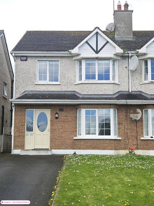 Semi-detached house for Sale in Clara, Offaly