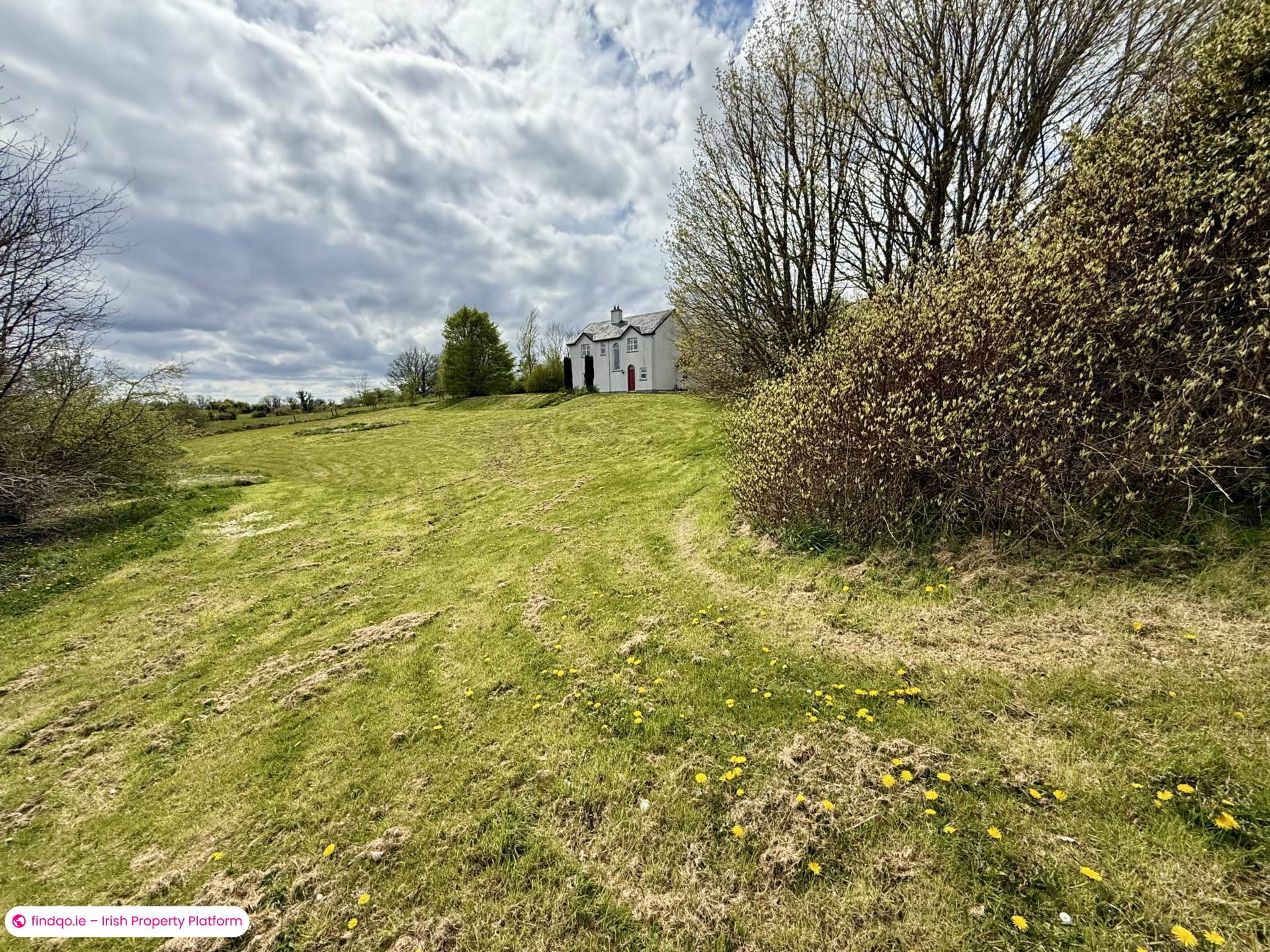 Detached house for Sale in Ballyhaunis, Mayo