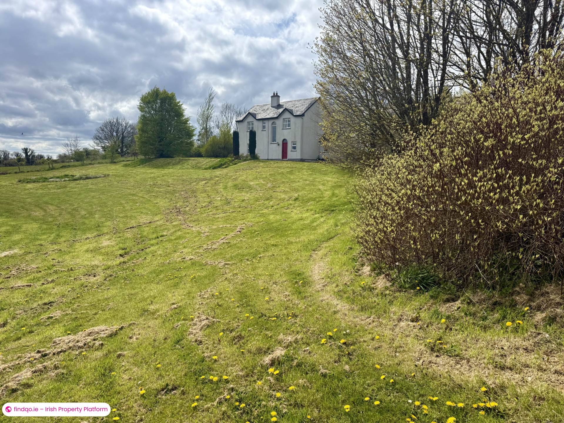 Detached house for Sale in Ballyhaunis, Mayo