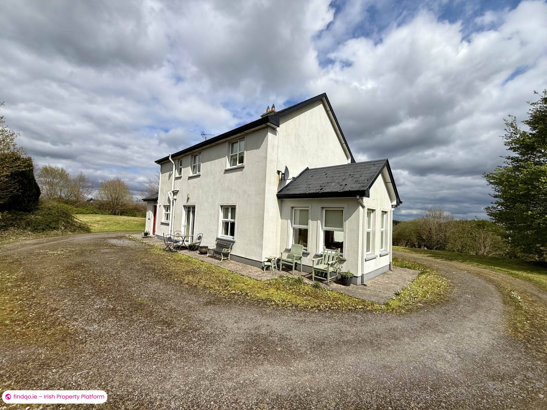 Detached house for Sale in Ballyhaunis, Mayo