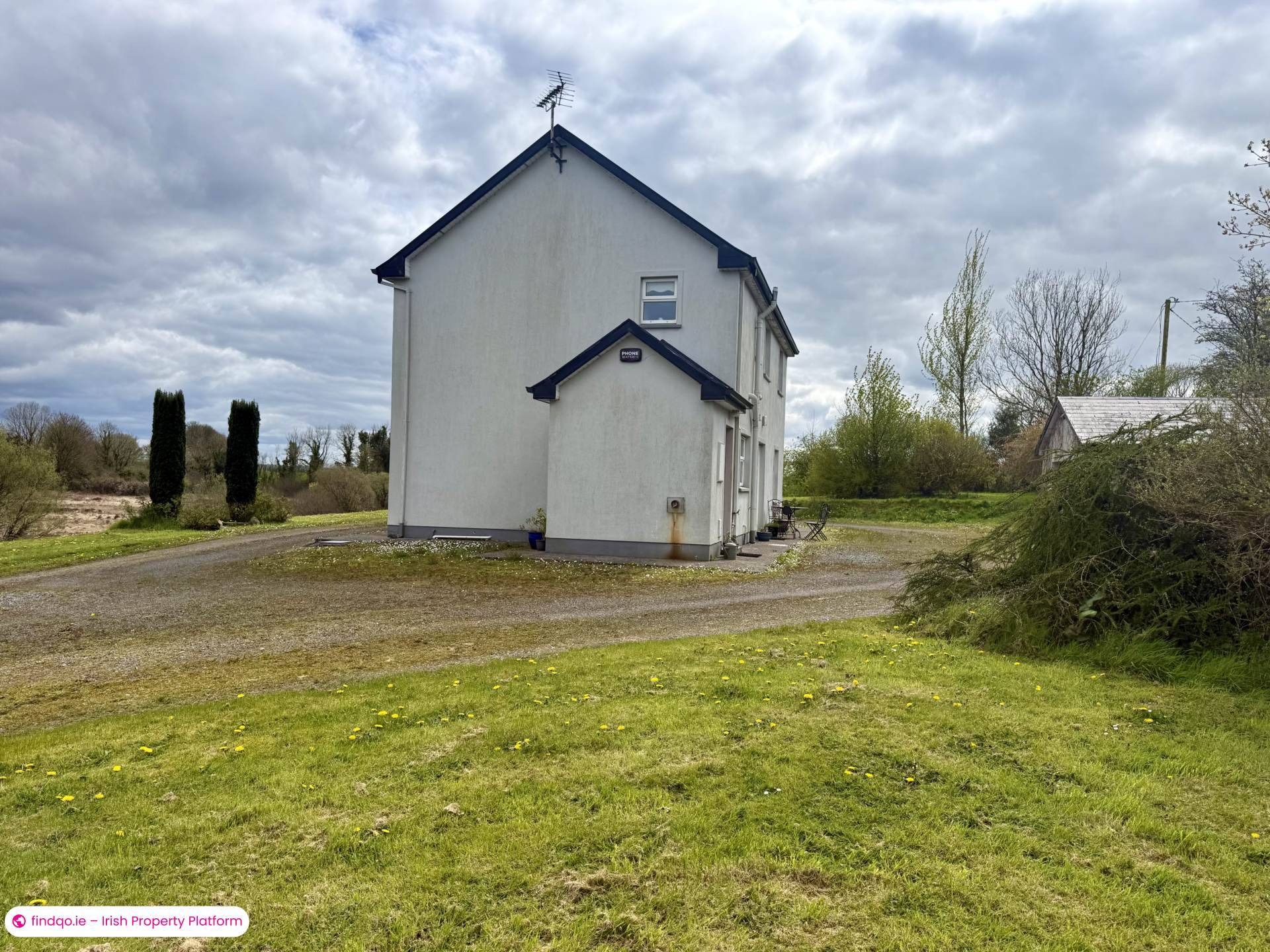 Detached house for Sale in Ballyhaunis, Mayo