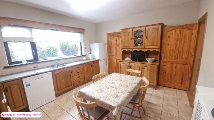 Detached house for Sale in Castlerea, Roscommon
