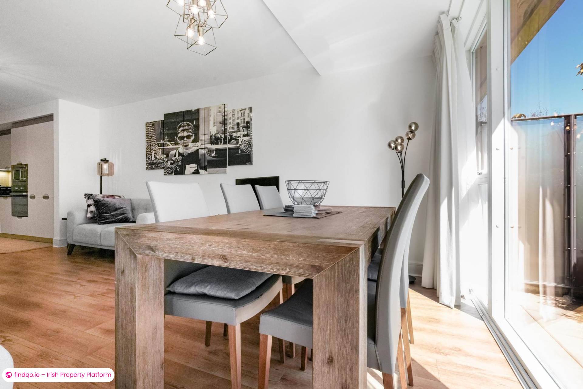 Apartment for Sale in Leopardstown, Dublin 18