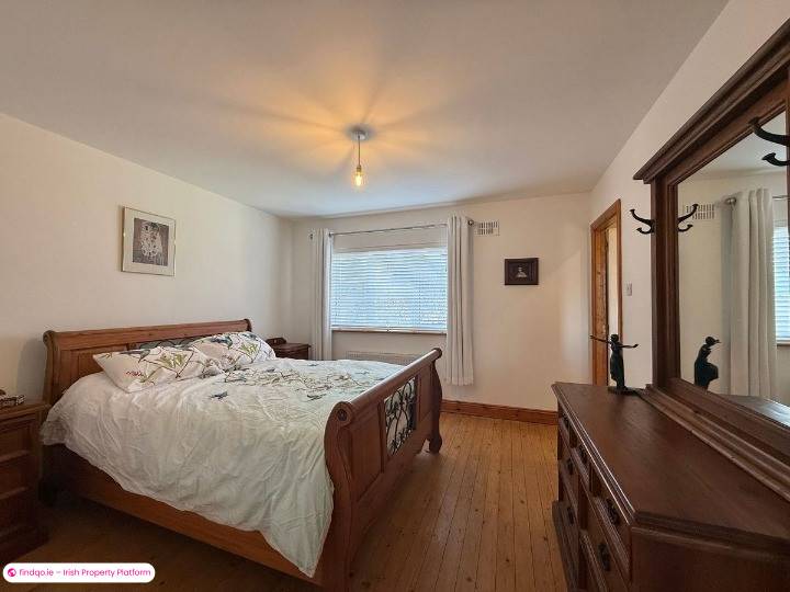 Semi-detached house for Sale in Tramore, Waterford