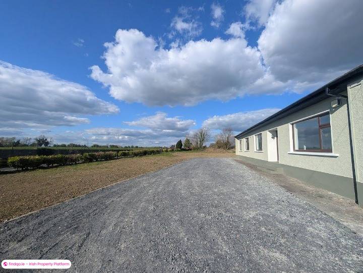 Bungalow for Sale in Toomevara, Tipperary