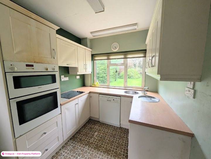 Detached house for Sale in Nenagh, Tipperary