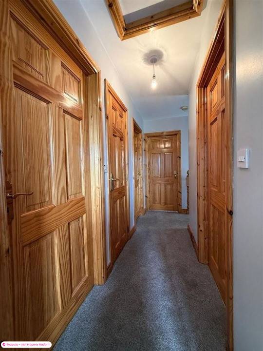 Semi-detached house for Sale in Ballaghaderreen, Roscommon