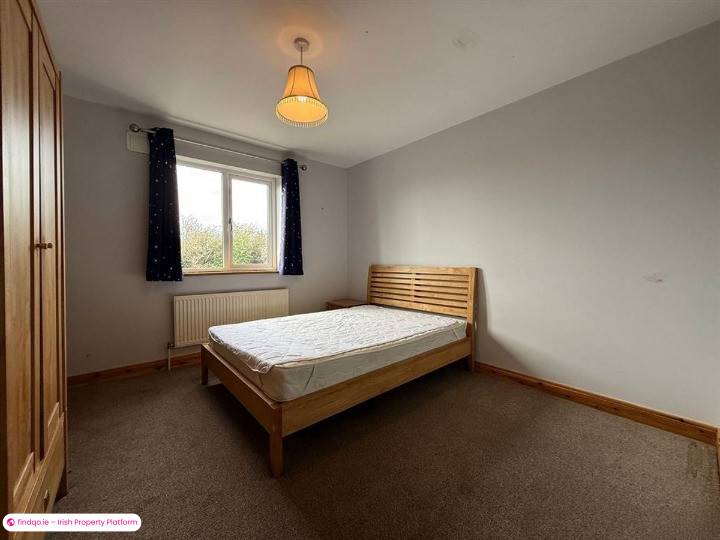 Semi-detached house for Sale in Ballaghaderreen, Roscommon
