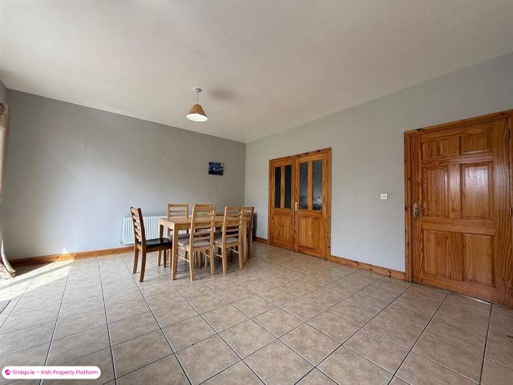 Semi-detached house for Sale in Ballaghaderreen, Roscommon