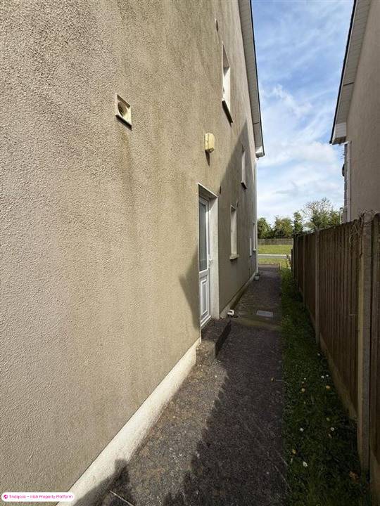 Semi-detached house for Sale in Ballaghaderreen, Roscommon