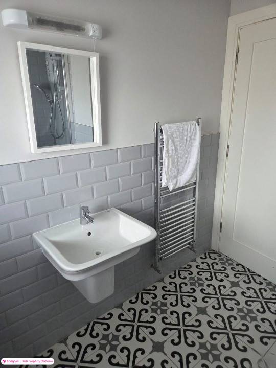 End of terrace house for Sale in Carrigaline, Cork