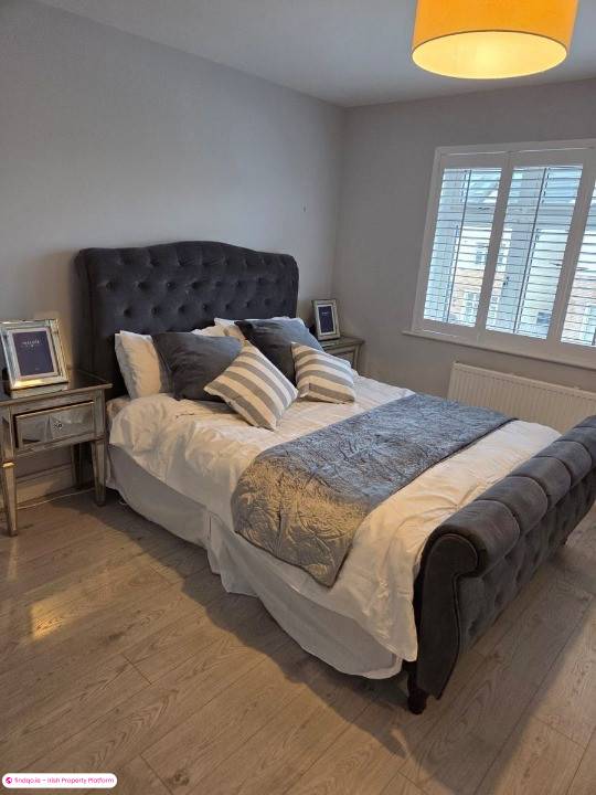 End of terrace house for Sale in Carrigaline, Cork