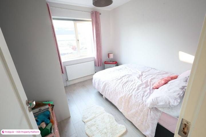 End of terrace house for Sale in Carrigaline, Cork