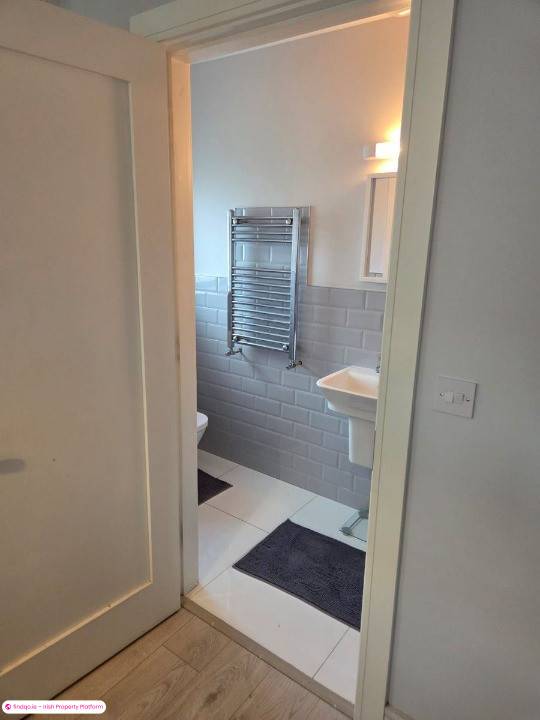 End of terrace house for Sale in Carrigaline, Cork