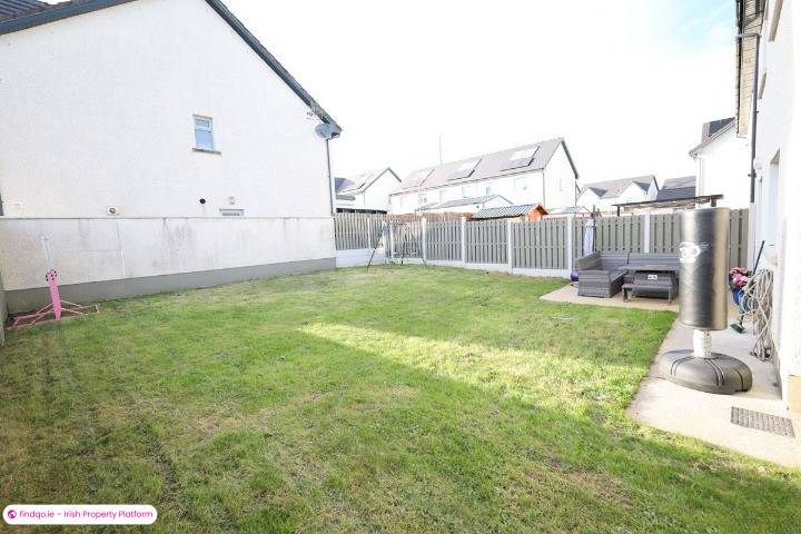 End of terrace house for Sale in Carrigaline, Cork