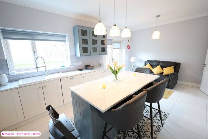 End of terrace house for Sale in Carrigaline, Cork
