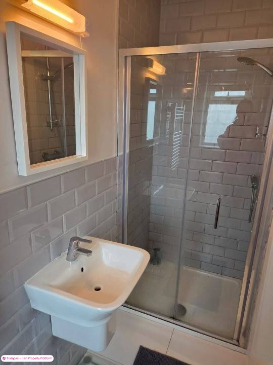 End of terrace house for Sale in Carrigaline, Cork