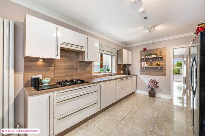 Semi-detached house for Sale in Carrigaline, Cork
