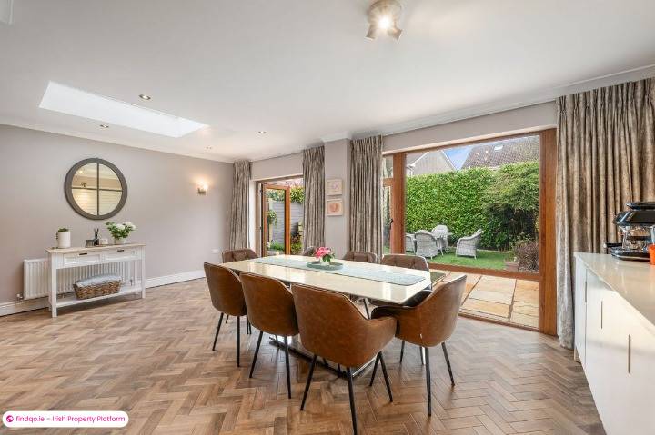 Semi-detached house for Sale in Carrigaline, Cork