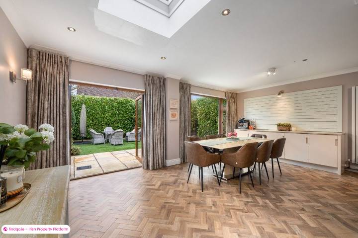 Semi-detached house for Sale in Carrigaline, Cork
