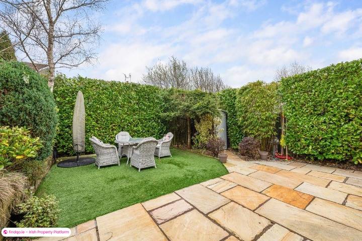 Semi-detached house for Sale in Carrigaline, Cork