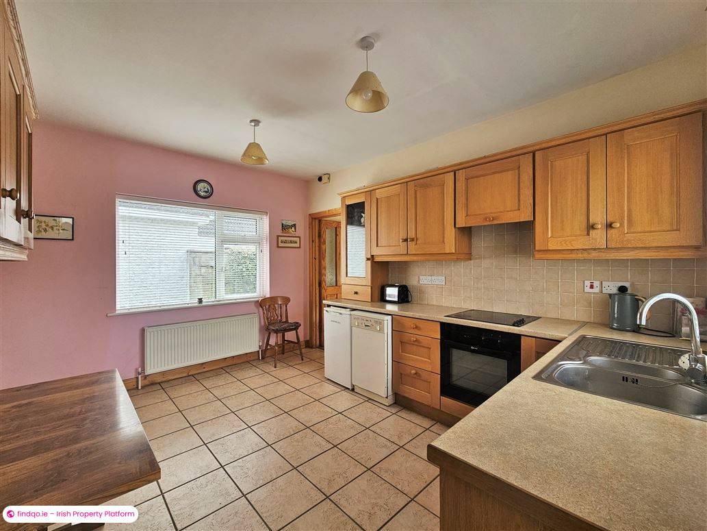 Detached house for Sale in Kilcullen, Kildare