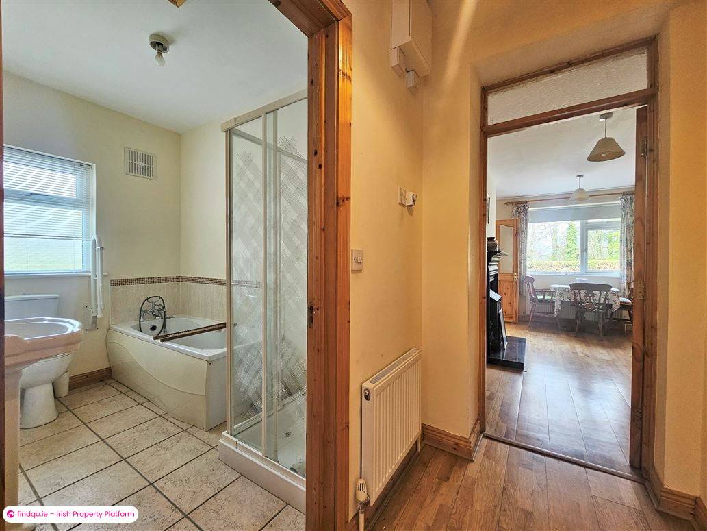 Detached house for Sale in Kilcullen, Kildare