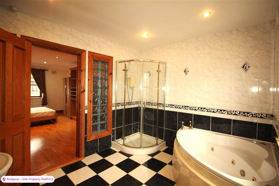 Semi-detached house for Sale in Kilcullen, Kildare
