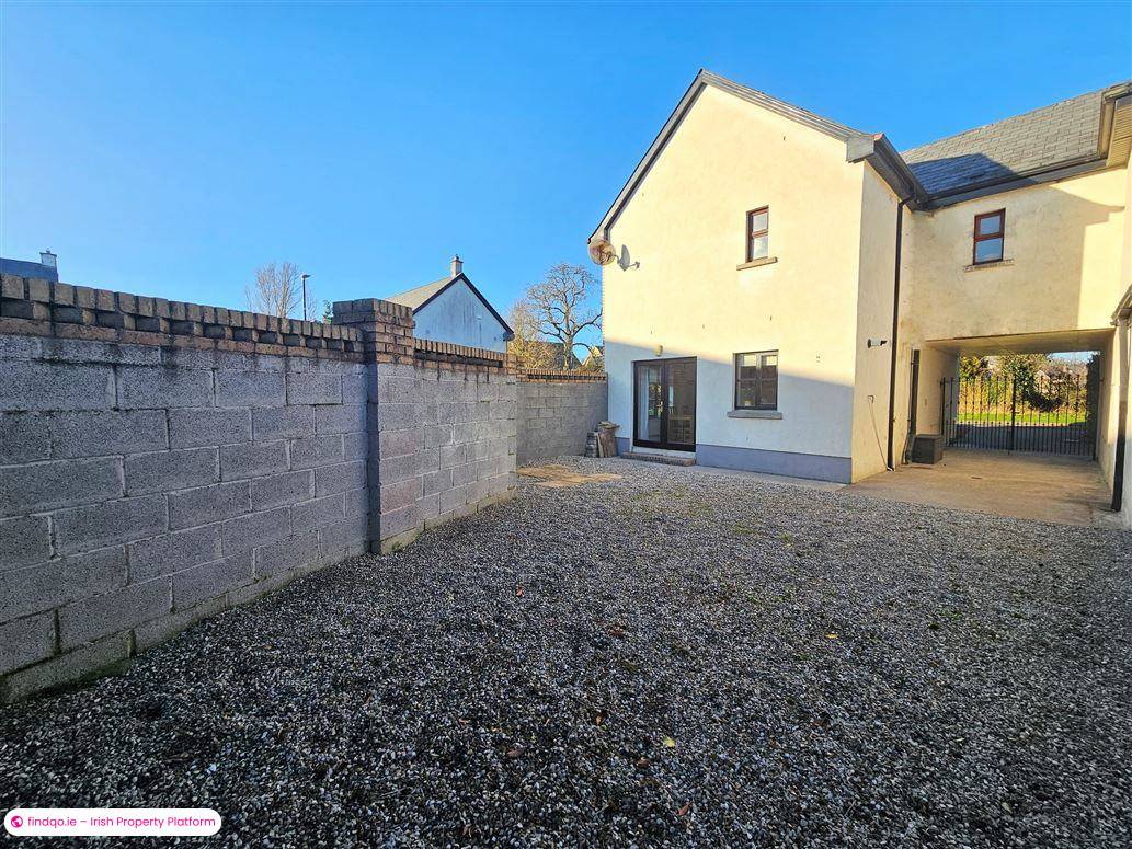 Semi-detached house for Sale in Kilcullen, Kildare