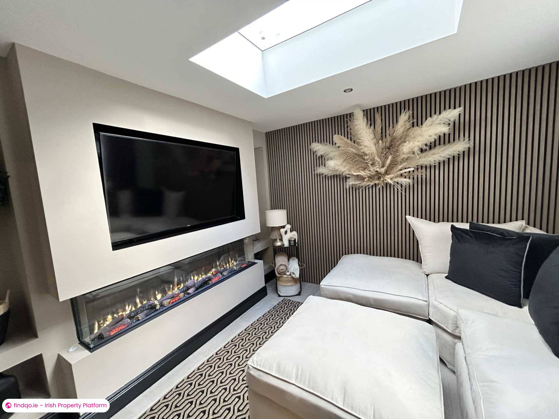 Semi-detached house for Sale in Dublin 17