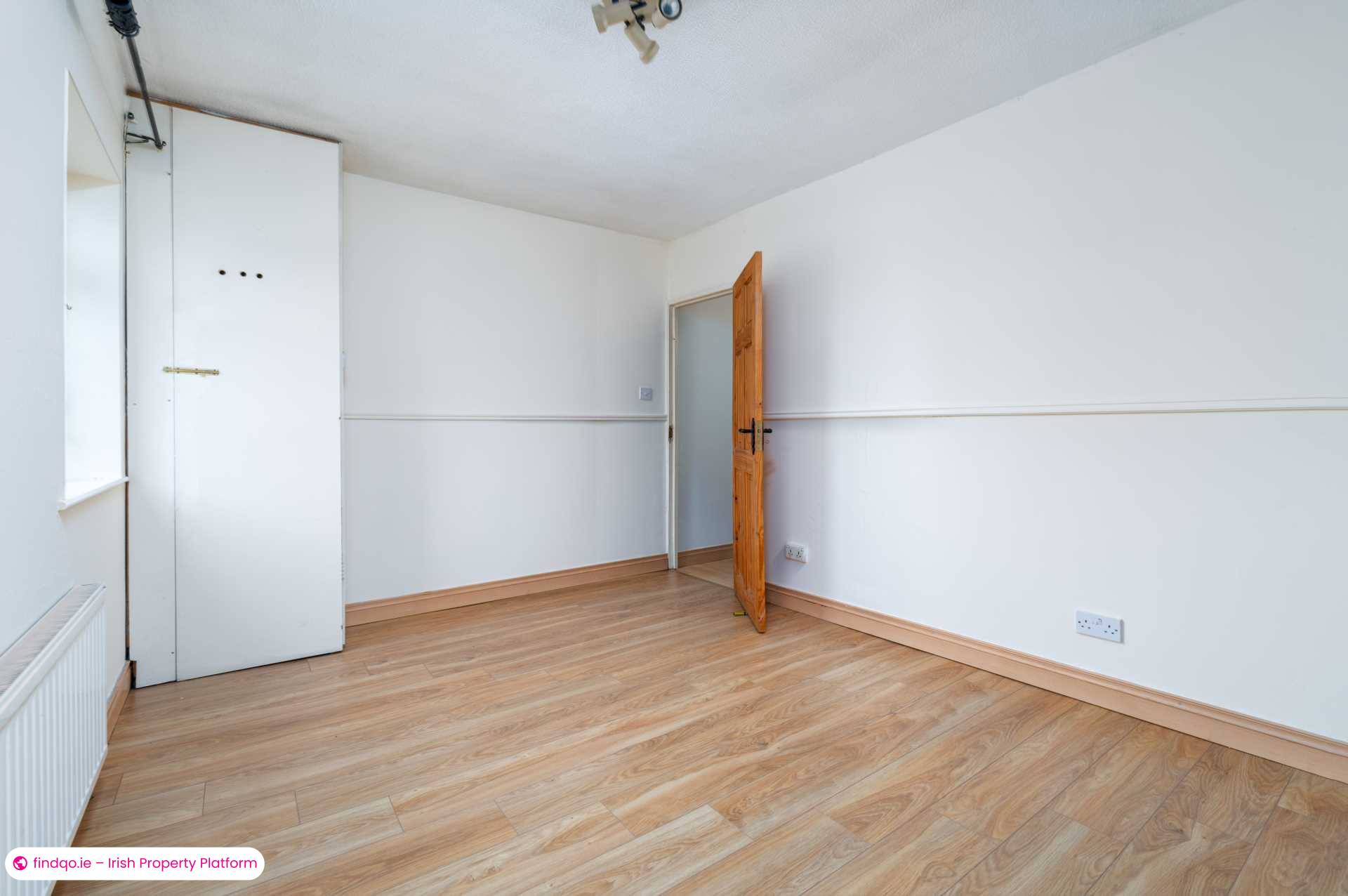 End of terrace house for Sale in Dublin 22