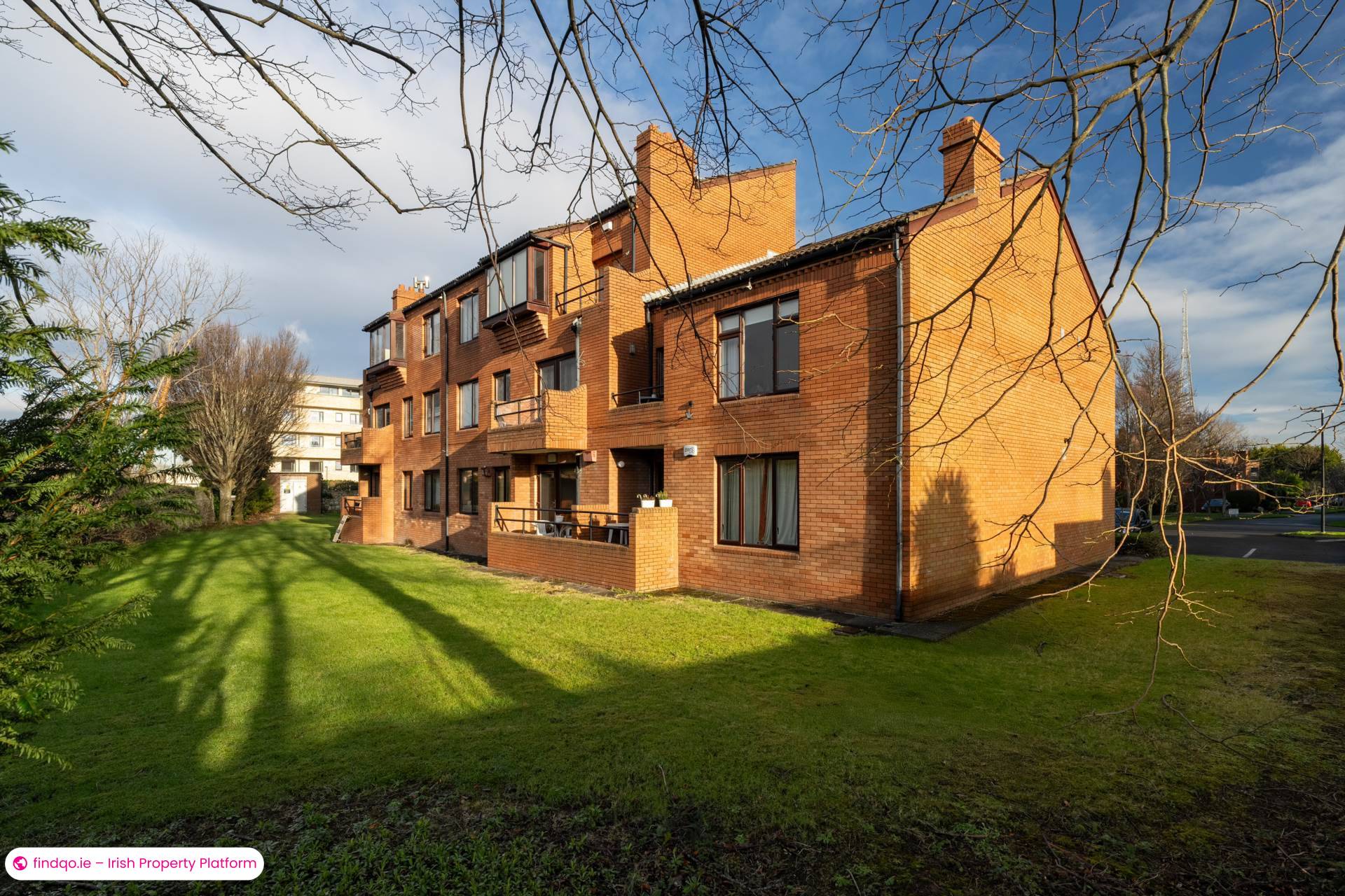 Apartment for Sale in Greenfield Park, Dublin 4, D04 T2H4