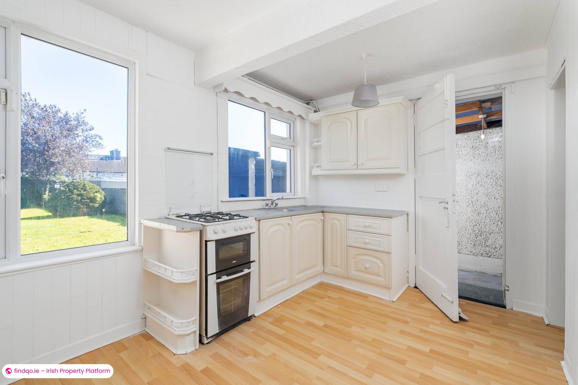 End of terrace house for Sale in Dublin 12