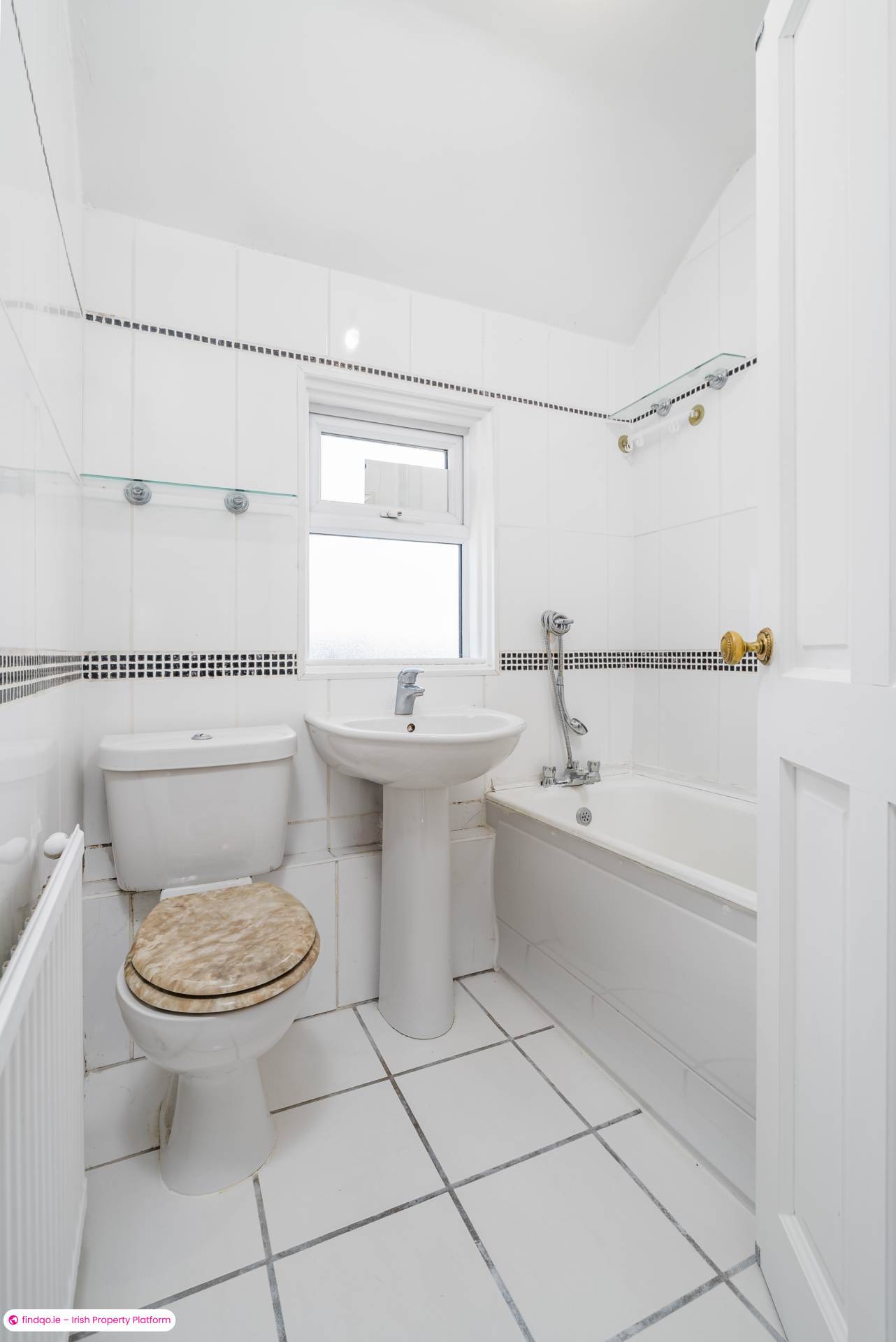 End of terrace house for Sale in Dublin 12