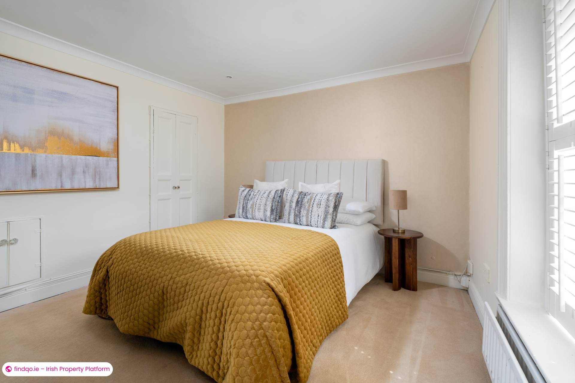 Semi-detached house for Sale in 37 Bath Street, Dublin 4
