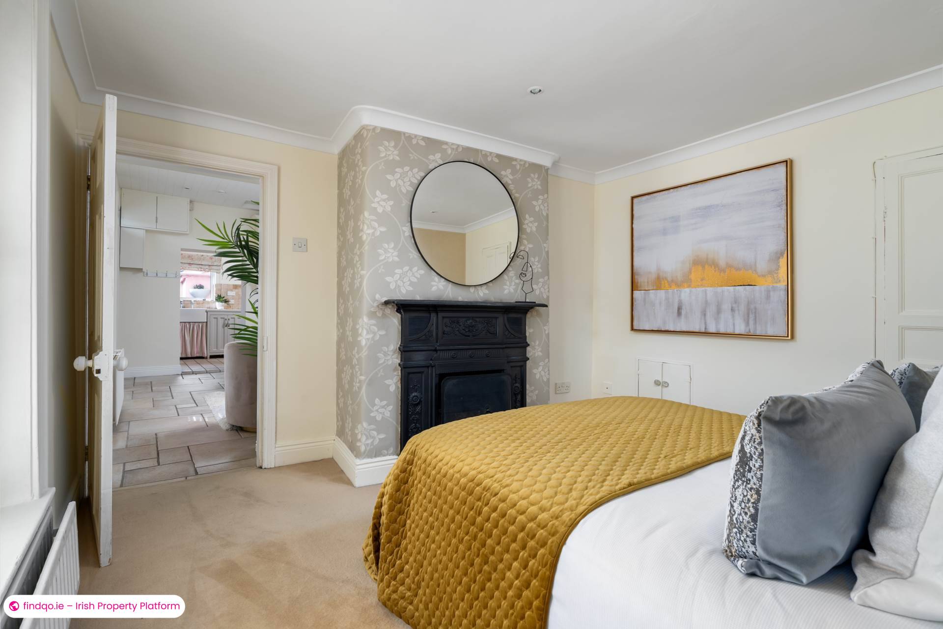 Semi-detached house for Sale in 37 Bath Street, Dublin 4