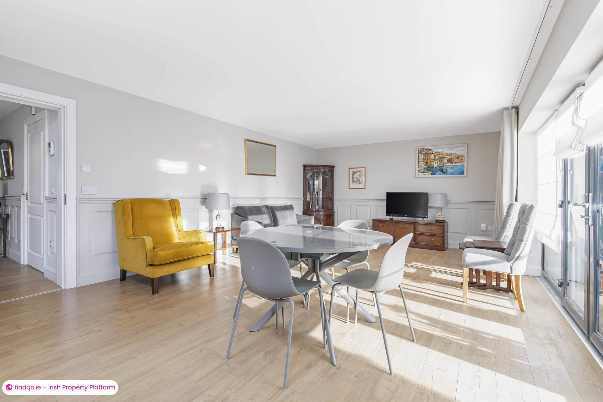 Apartment for Sale in Mount Merrion, Dublin (County)