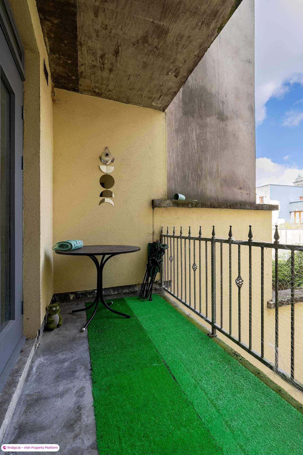 Apartment for Sale in Apartment 4, 17 Mark`s Alley West, Dublin  8
