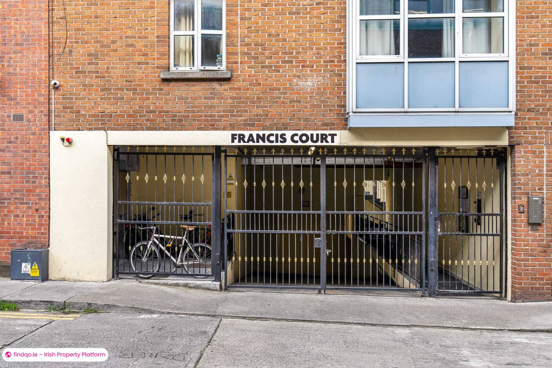 Apartment for Sale in Apartment 4, 17 Mark`s Alley West, Dublin  8