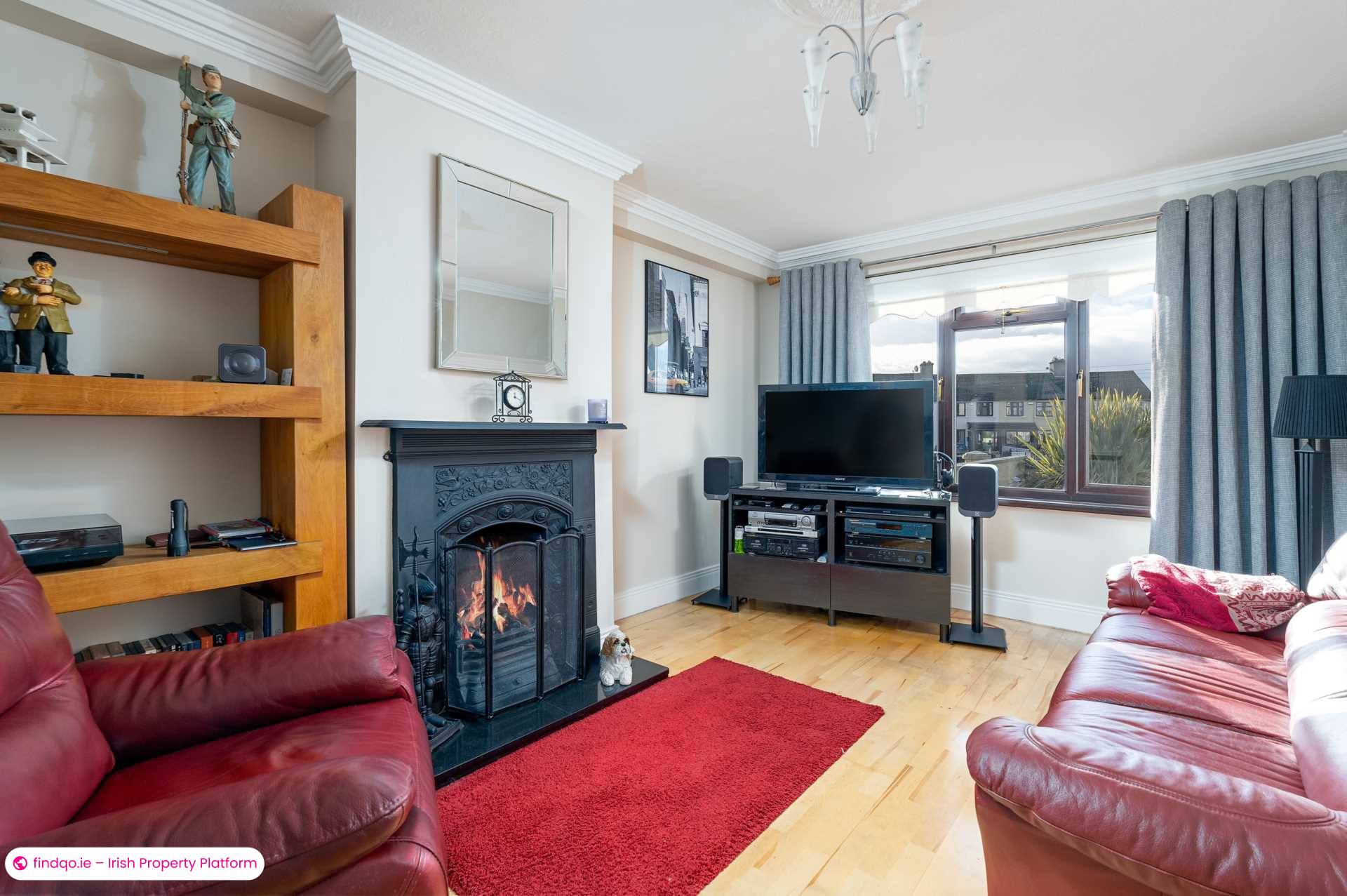 Semi-detached house for Sale in Dublin 10
