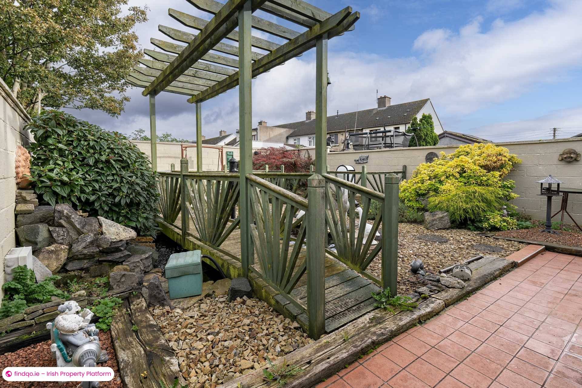 Semi-detached house for Sale in Dublin 10