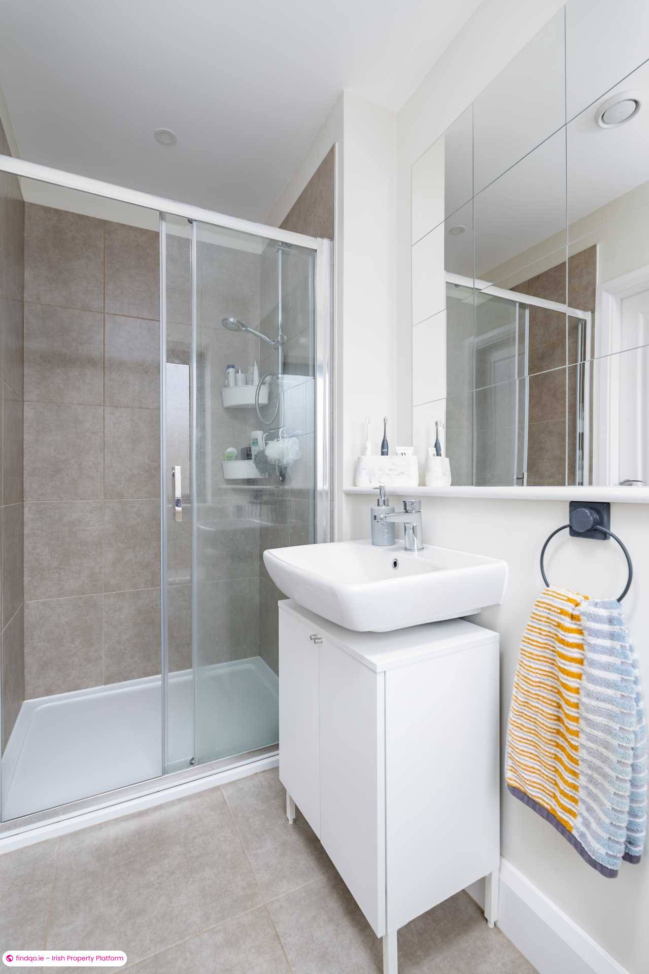 Semi-detached house for Sale in Dunshaughlin, Meath