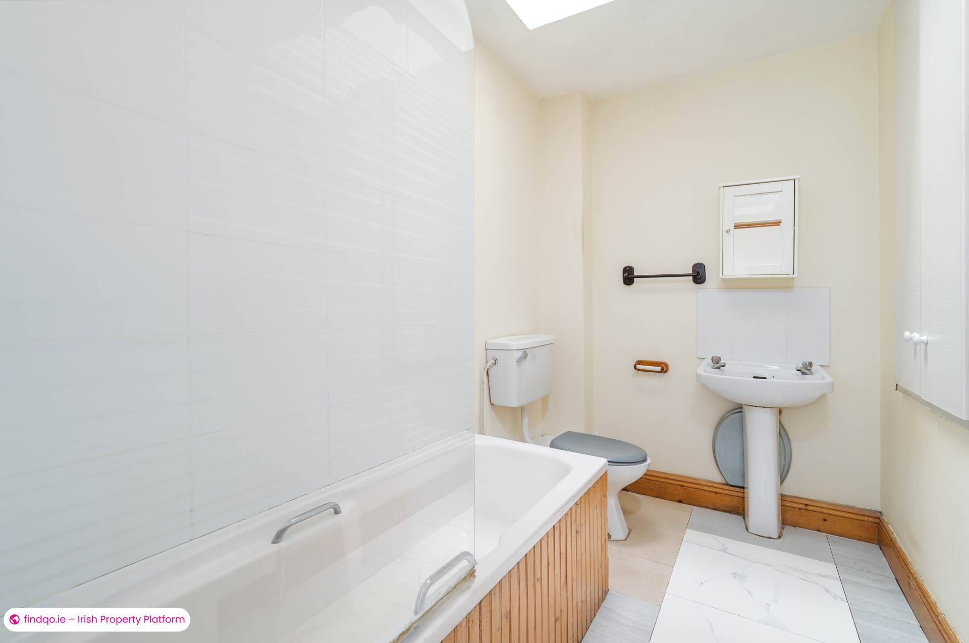 Terraced house for Sale in Lucan, Dublin (County)