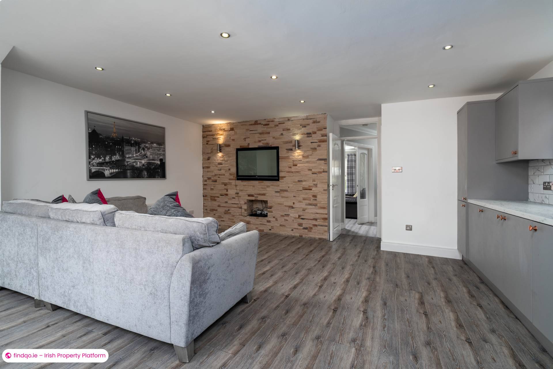 Semi-detached house for Sale in Dublin 15