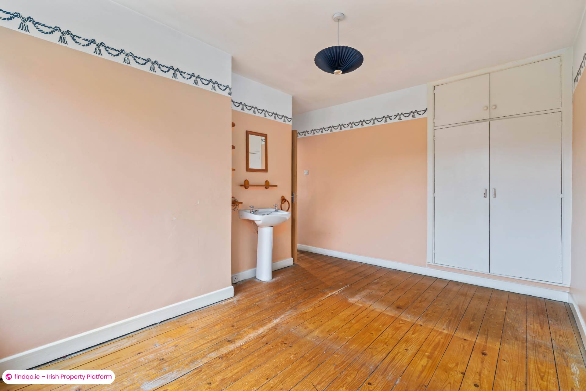 Semi-detached house for Sale in Dublin 15