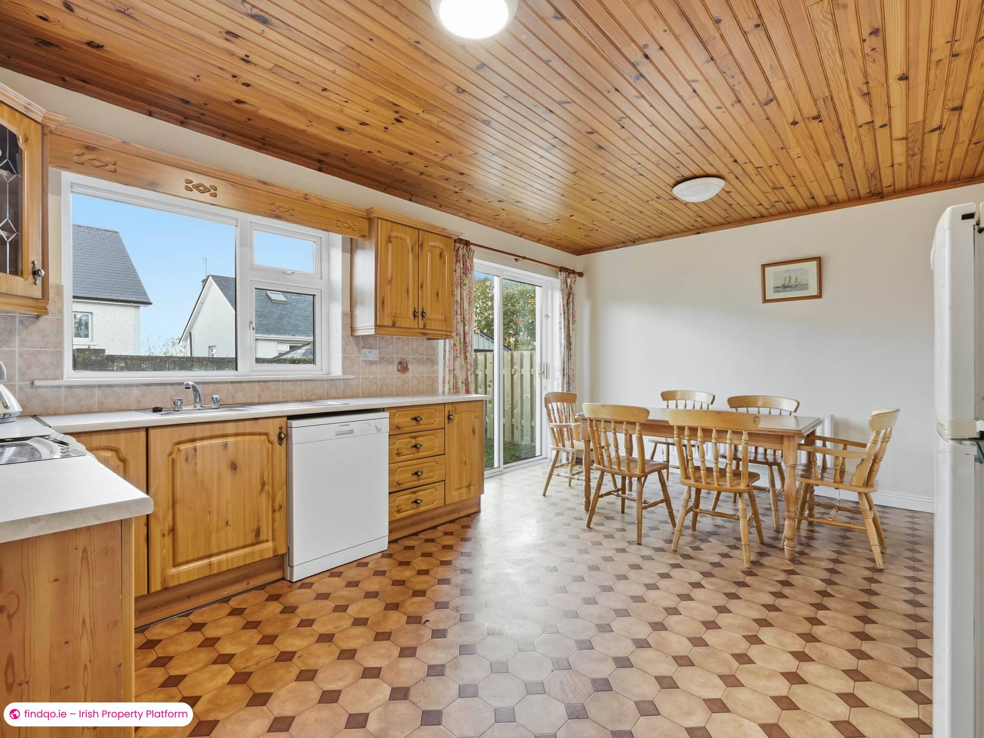 Detached house for Sale in Castlebar, Mayo