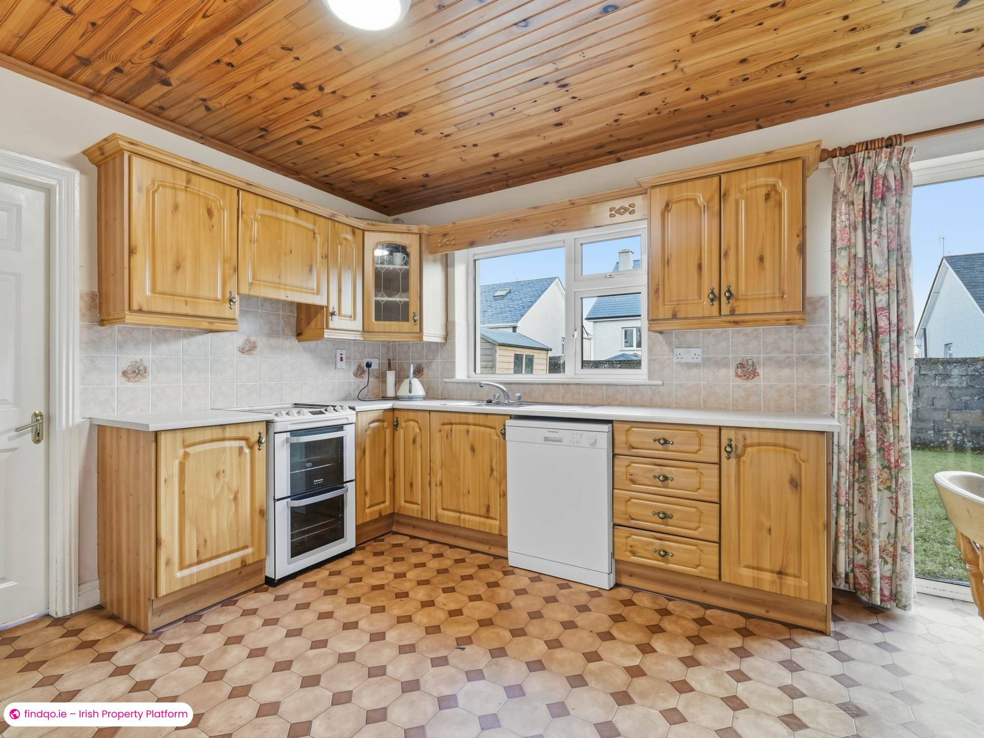 Detached house for Sale in Castlebar, Mayo