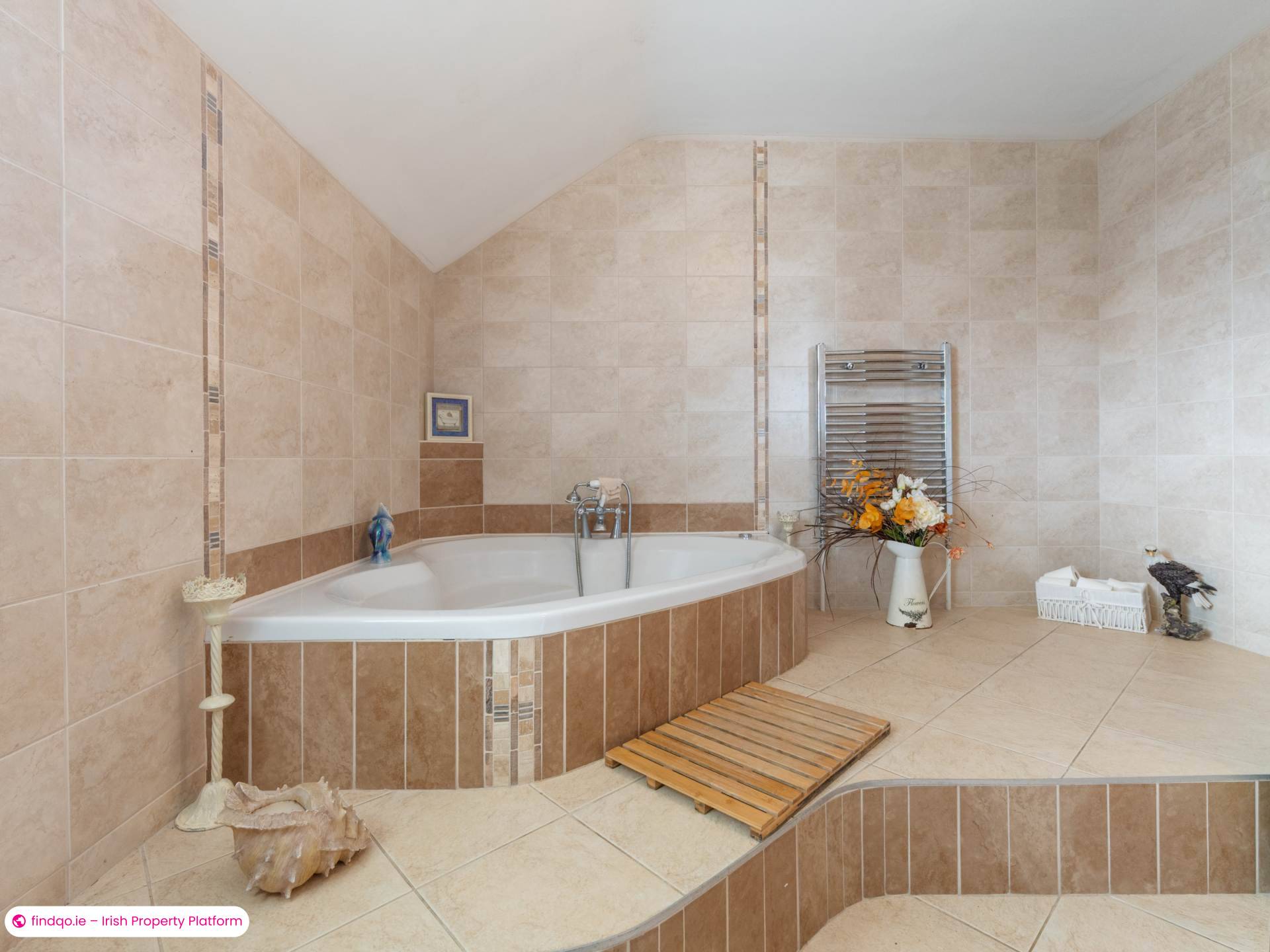 Detached house for Sale in Hollymount, Mayo