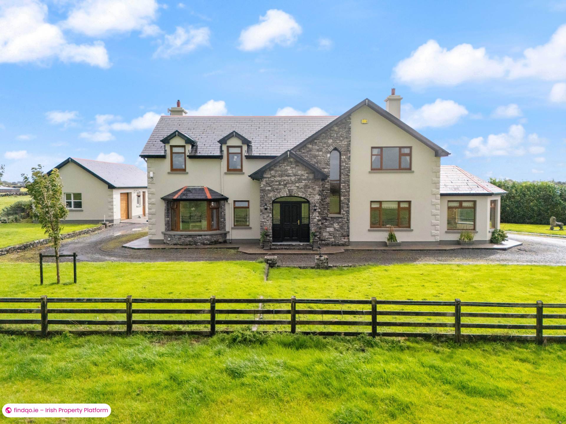 Detached house for Sale in Hollymount, Mayo